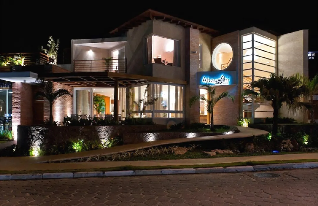 Abayomi Hotel-1